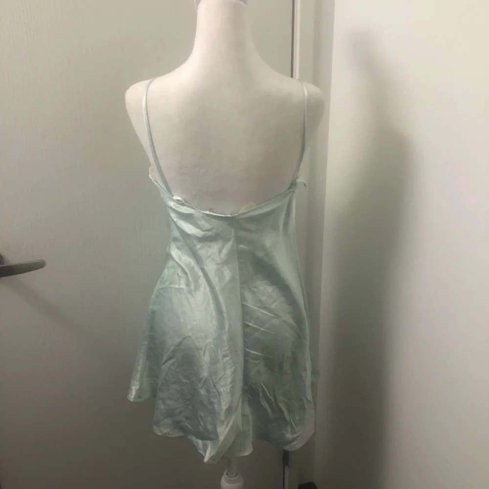 Vintage Etienne 90s Y2k Lace Floral Applique Slip Mini Dress - Picture 2 of 4